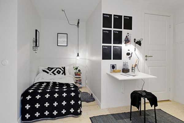 black and white bedroom decor