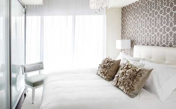 white bedroom decor