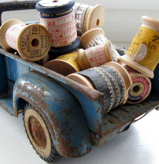 sheap embellishments in vintage style made with measuring tape