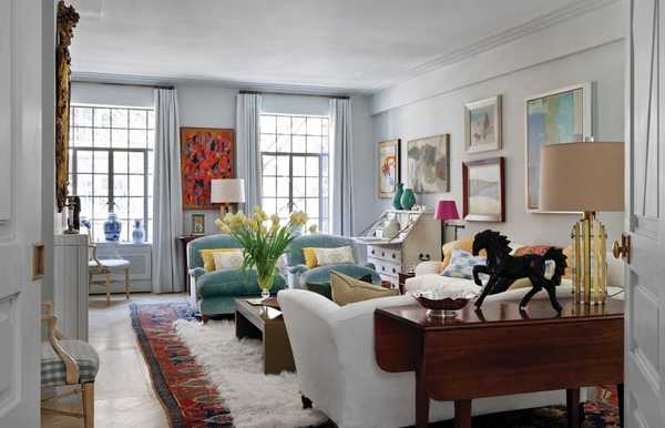 Urban Apartment Decorating in Eclectic Style Highlighting Vintage ...