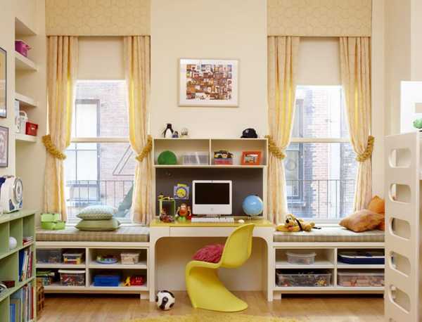 Children room decoration with two window seats