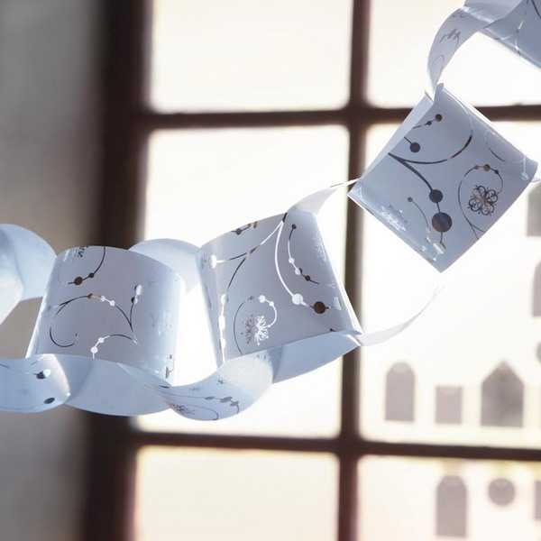 paper crafts, Christmas garlands