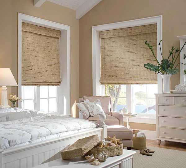 bedroom decor with bamboo curtains