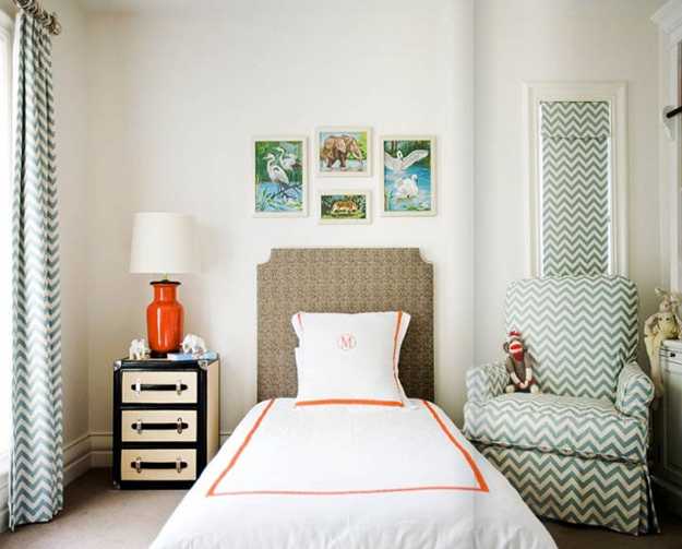 zigzag fabric printing for upholstery and curtains in the bedroom