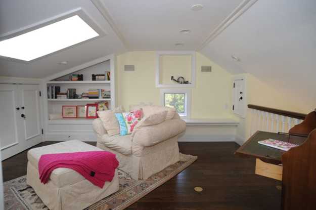 white furniture and bright wall paint color