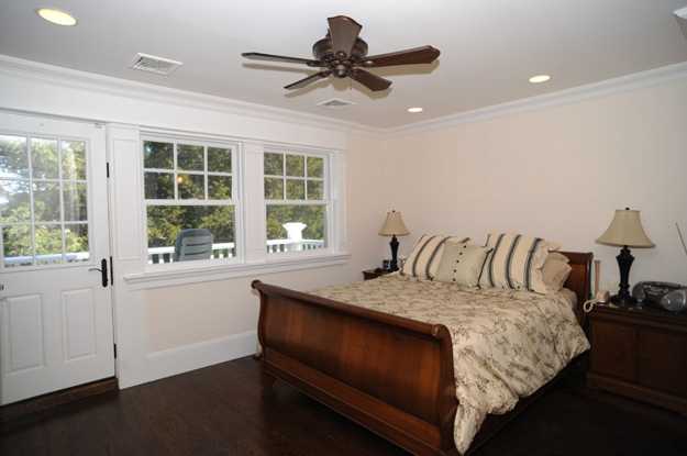 traditional bedroom decorating
