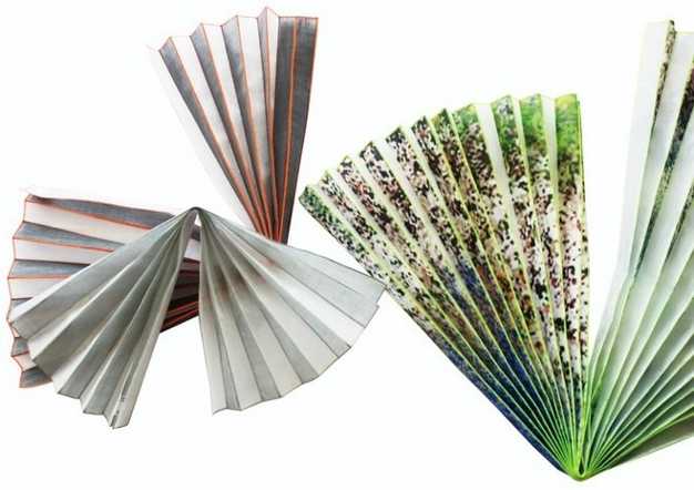  pleated fabrics with prints 