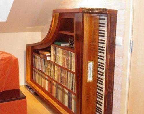 Piano bookshelves