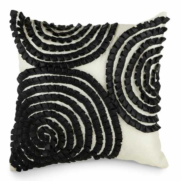 20 Creative Decorative Pillows, Craft Ideas Playing with Texture and Color