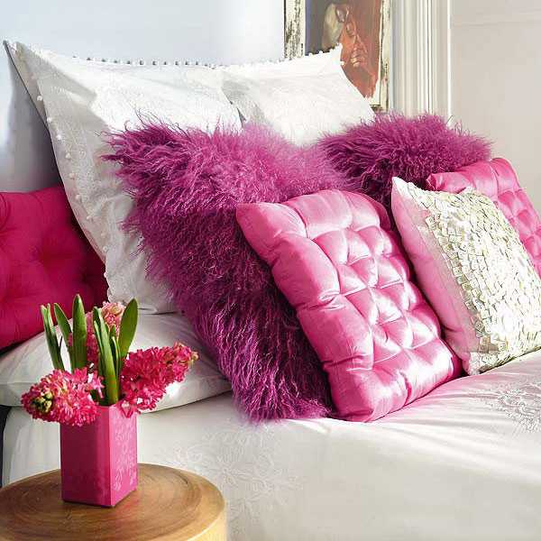 20 Creative Decorative Pillows, Craft Ideas Playing with Texture and Color