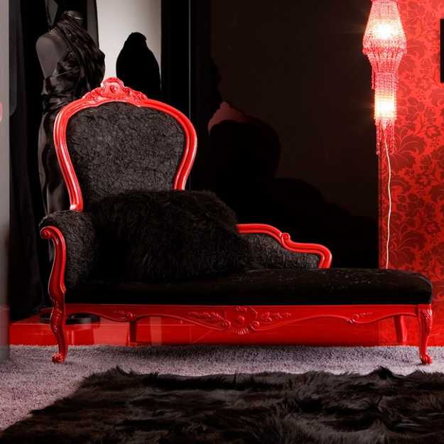black and red design Recamier