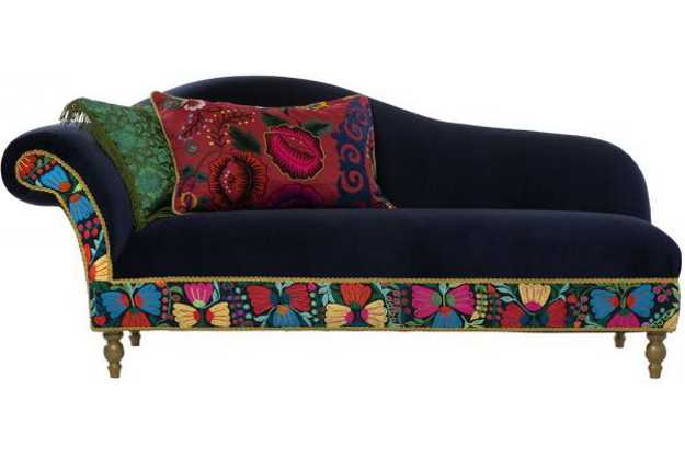 colorful Recamier and pillows
