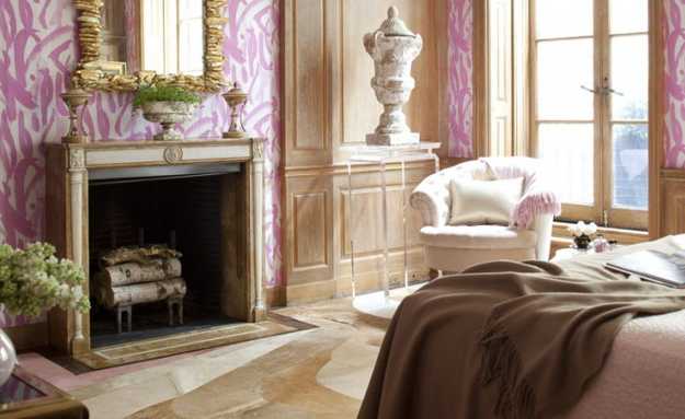 mantel decorating