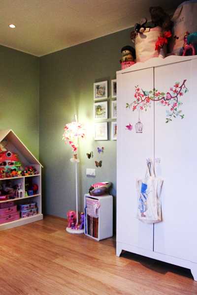 Butterflies decorations and floral designs