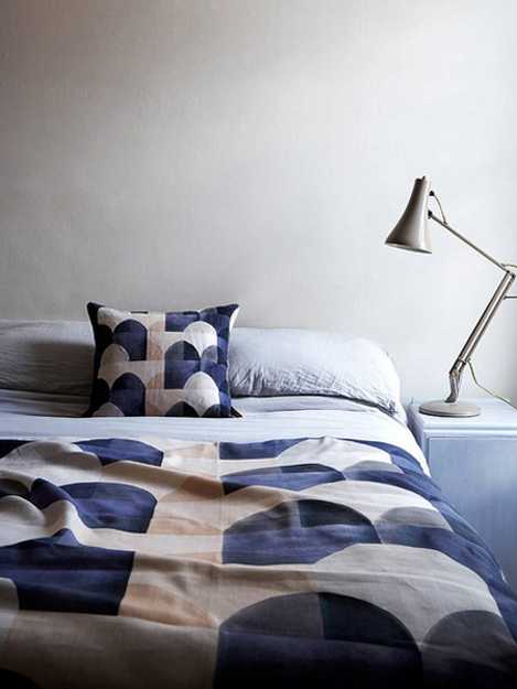 Blue and White Bedding Set