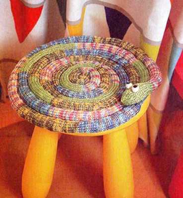  srochetted colorful snake craft idea 
