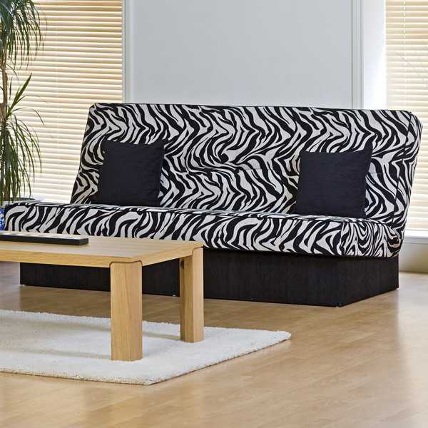 21 Modern Living Room Decorating Ideas Incorporating Zebra Prints ...