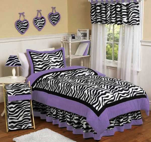 black and purple color combination for decorating bedrooms with zebra pattern