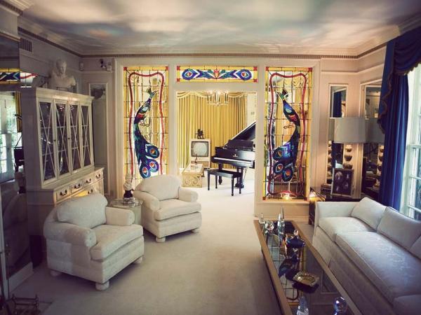 Art Deco decorating ideas for modern living spaces