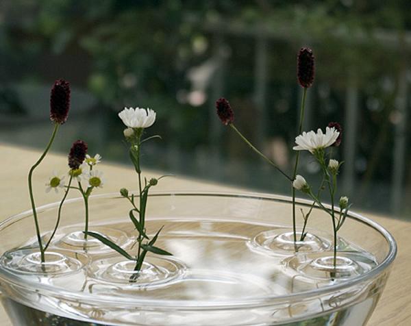 floating flower centerpieces and floral arrangements