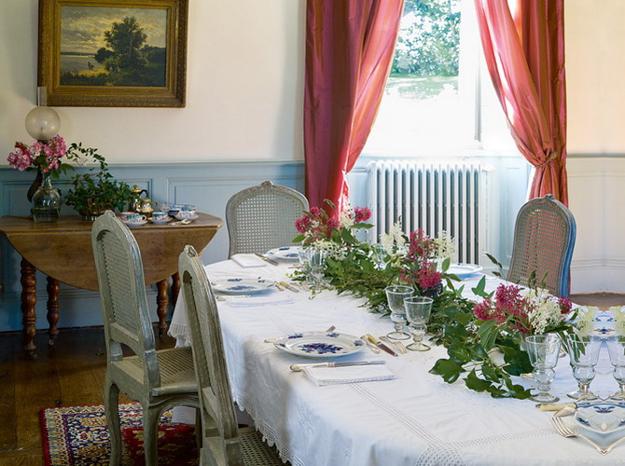 modern dining room decorating ideas in French style