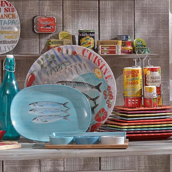 modern dishes in different colors for spring and summer decorating