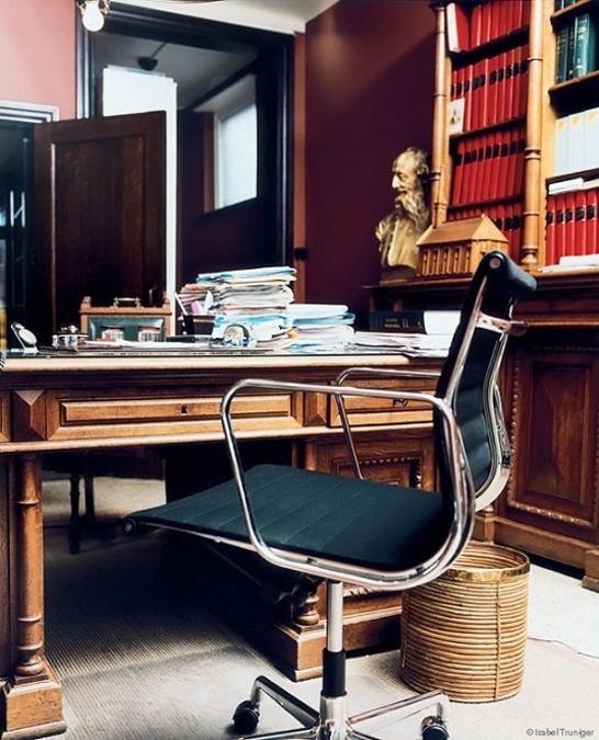 Eames office chair for the modern interior design