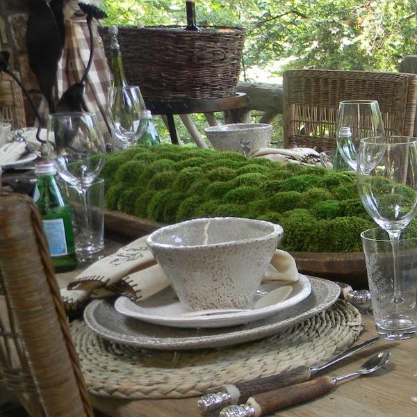 ceramic tableware and green moss core idea 