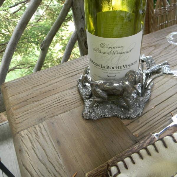 metal wine bottle holder