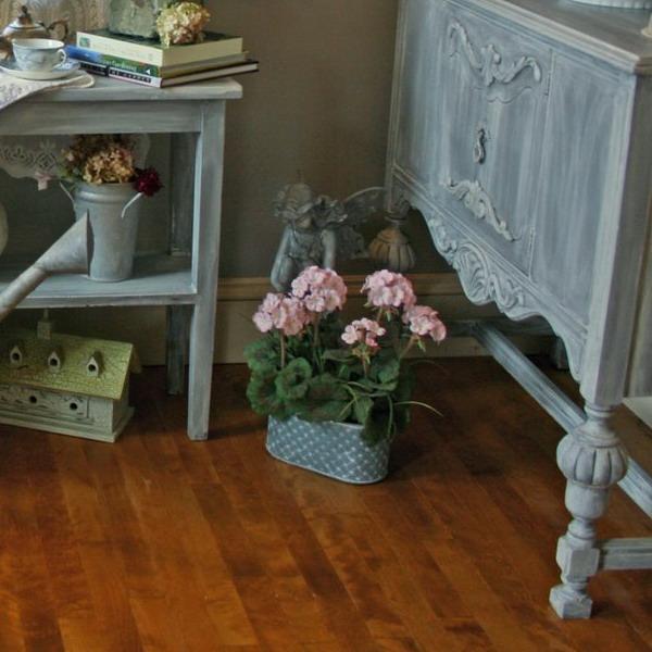 Shabby Chic Ideas inspired by beautiful flowers and decorations in vintage style