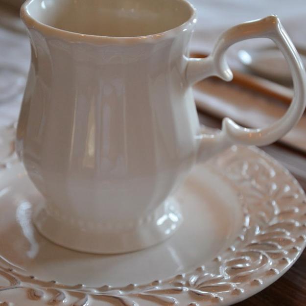 white crockery