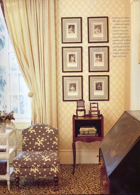 Wall decoration with wallpaper and pitctures