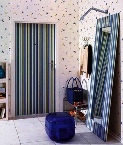 modern bedroom decor with mirrors