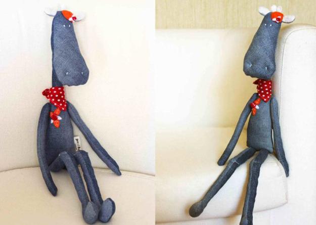 Игрушка из джинсовой ткани Игрушка из джинсовой ткани