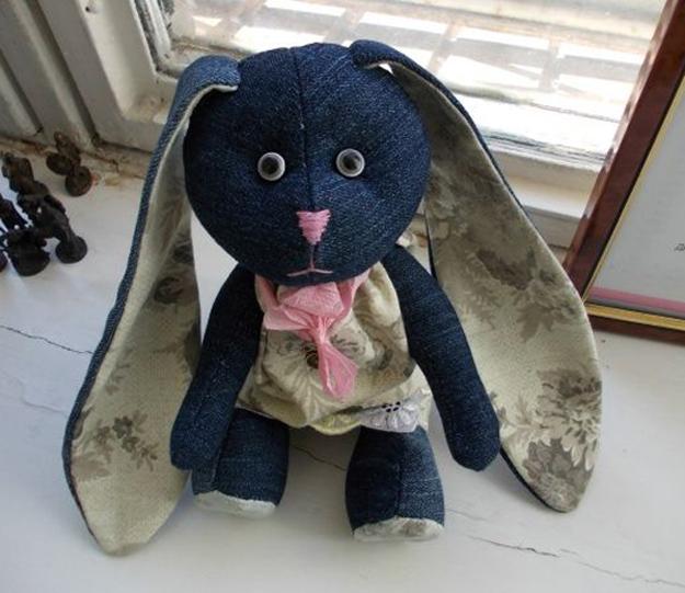  recycle crafts of old jeans made 
