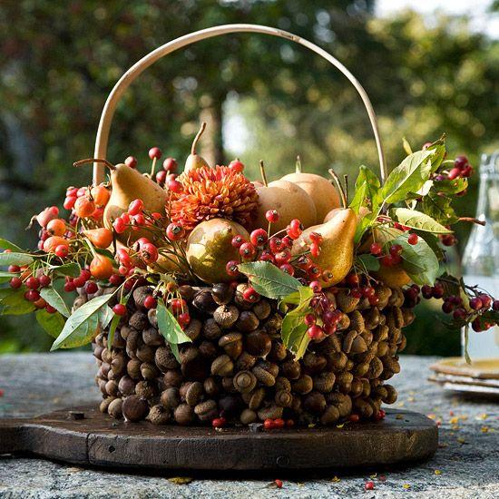 autumn decoration with acorns fall craft ideas for table decorations