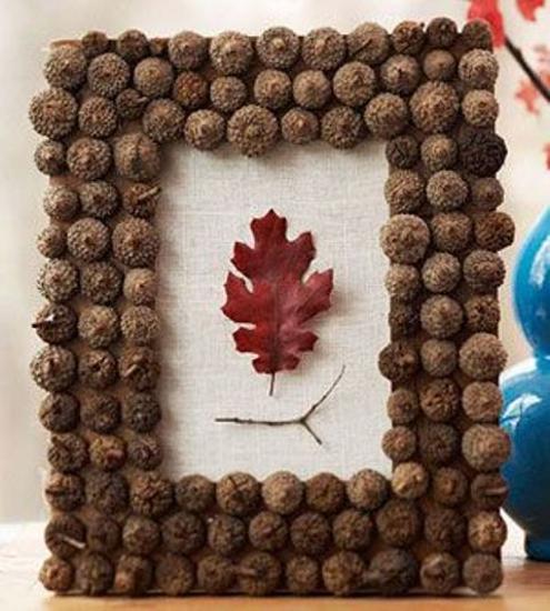  autumn decoration with acorns fall craft ideas for table decorations 