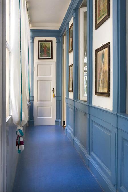 modern home decor ideas, materials, colors and room decoration pattern of textile designer Lisa Corti
