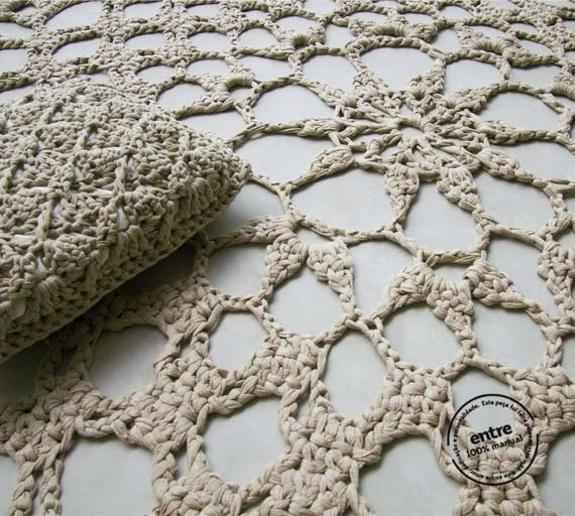  handmade home accessories, crocheter carpets 