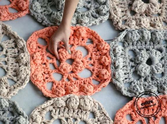 handmade home accessories, crocheted carpets