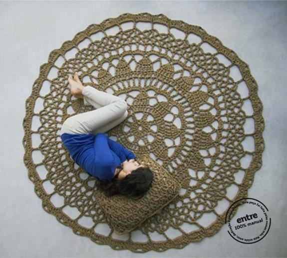 handmade home accessories, crocheted carpets