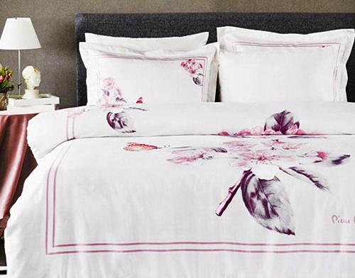 modern bedding fabrics and bedroom decorating ideas
