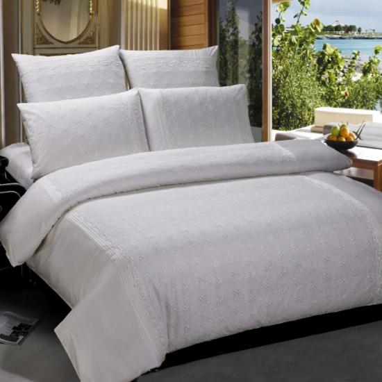 modern bedding fabrics and bedroom decorating ideas
