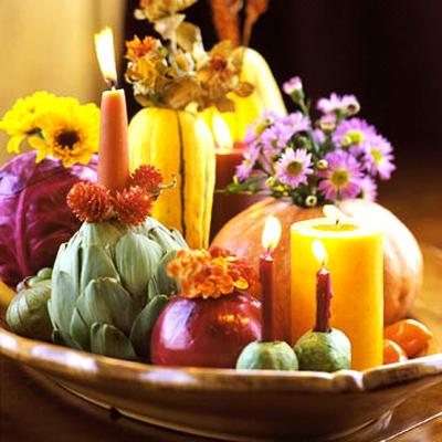 falling, ideas for table decoration with pumpkin and flowers
