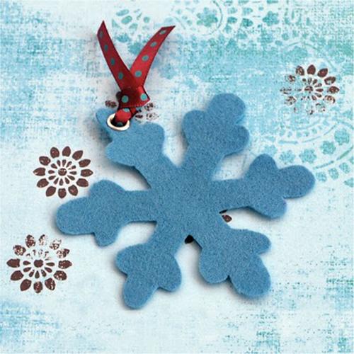 handmade felt Christmas decorations and unique gifts