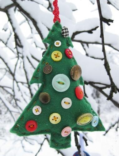 handmade felt Christmas decorations and unique gifts