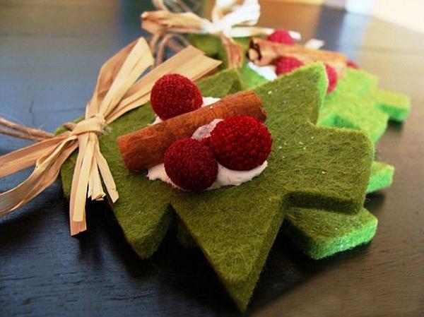 handmade felt Christmas decorations and unique gifts