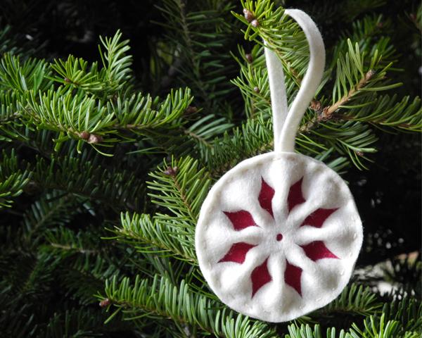 handmade felt Christmas decorations and unique gifts