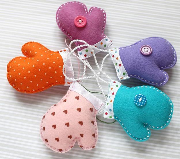 homemade felt decorations and Christmas Tree Ornaments