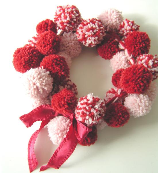 craft ideas for the production of decorative objects with pompoms